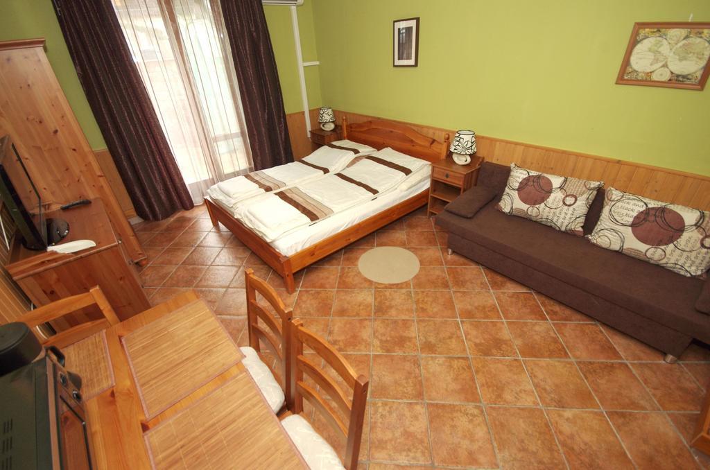 Vararok Apartman 귤러 외부 사진