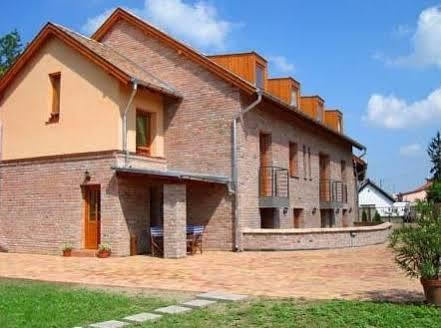 Vararok Apartman 귤러 외부 사진
